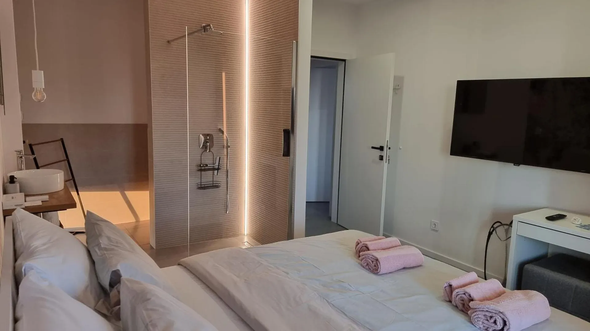 Luxury Villa With A Swimming Pool Petrcane, Zadar - 22839 Croacia